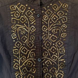 Chico’s ladies embellished tunic blouse sz 0